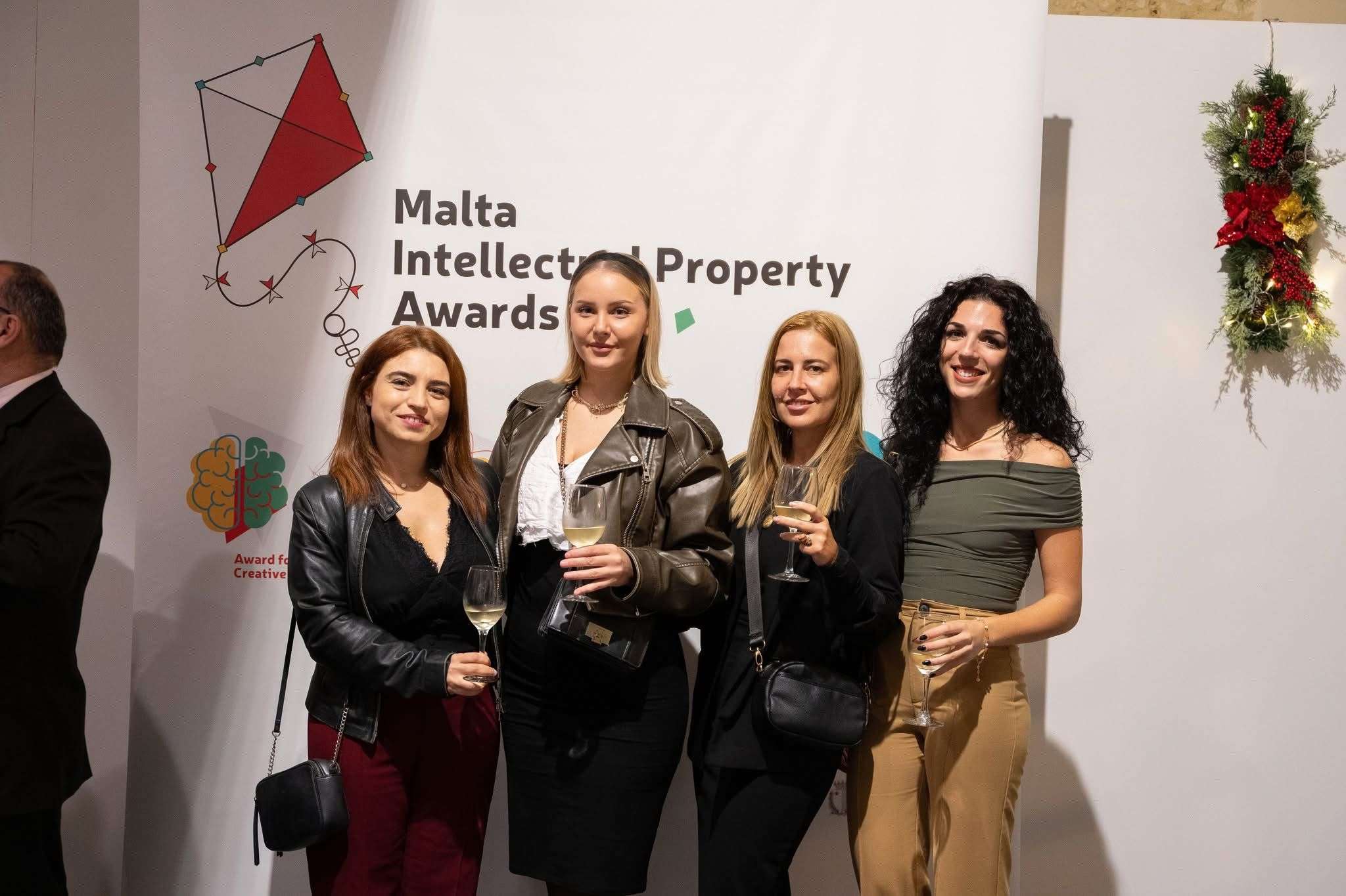 The BioArte Runner-Up for Scientific Initiative Award 2024 dec 06